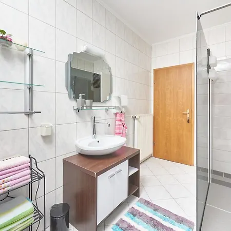 Appartement Lovric With Sea View Kaštela