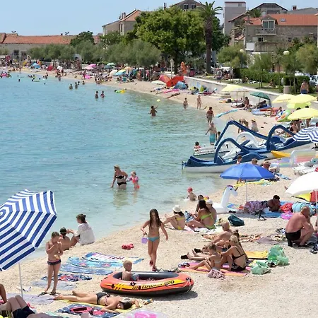 Apartmán Lovric With Sea View Kaštela